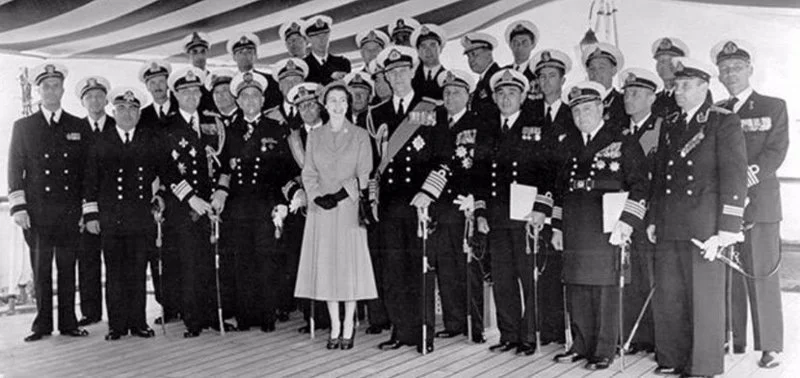 1953, 7 июня – 18 июня: Первое послевоенное заграничное плавание корабля советского ВМФ. Крейсер «Свердлов» (командир - капитан I ранга О.И. Рудаков) 15 июня принял участие в параде королевского флота на Спитхедском рейде Портсмутской ВМБ по случаю коронации Ее Величества Королевы Великобритании Елизаветы II.