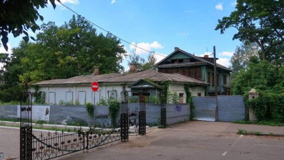 Дом лизы калитиной в орле фото ЧТО ПОСМОТРЕТЬ В ОРЛЕ: ЛИТЕРАТУРНЫЙ КВАРТАЛ, МОДНЫЕ ЗАВЕДЕНИЯ И ПАМЯТНИК ГРОЗНОМ