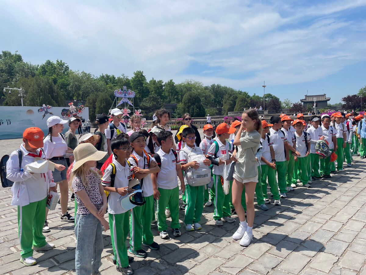 Китайские школьники (один класс)