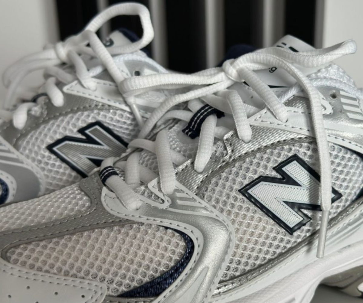 New balance 530 white silver. New Balance 530 White Silver Navy.