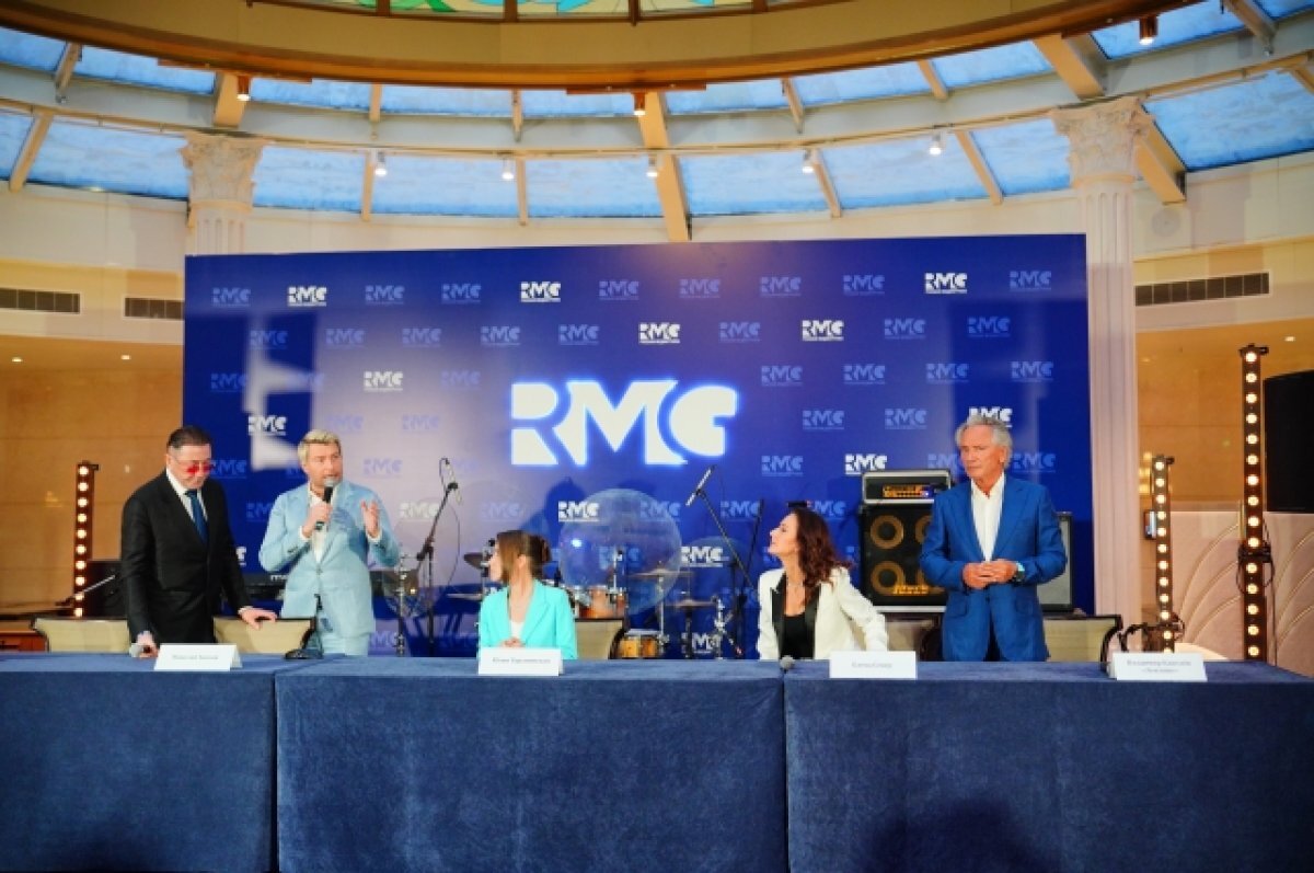    От 700 тыс до миллиона. Артисты обещают деньги за подбитые танки в зоне СВО