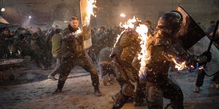 Кадр из фильма Тайлер Рейк: Операция по спасению 2. Источник: imdb.com 