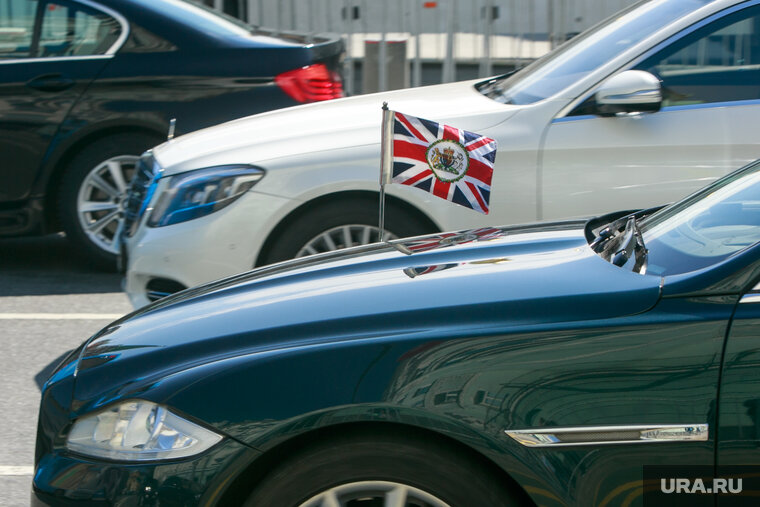    Санкции против РФ будут действовать до тех пор, пока Россия не выплатит компенсации Украине, передает МИД Британии