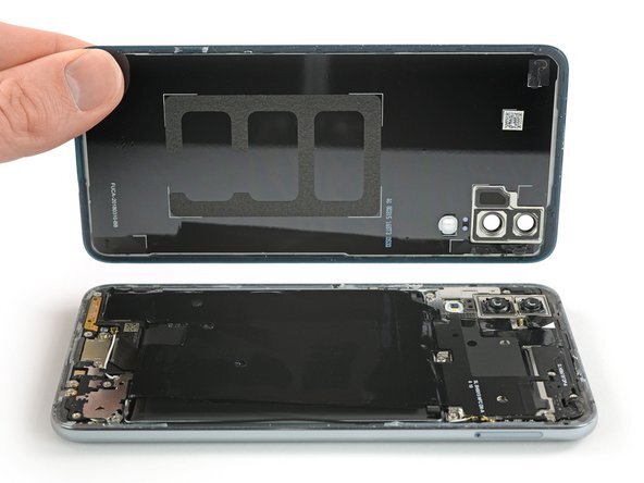 Используйте это руководство для демонтажа или замены задней крышки Huawei P20. Вскрытие Huawei P20 приведет к повреждению пыле- и влагозащитных уплотнителей устройства.