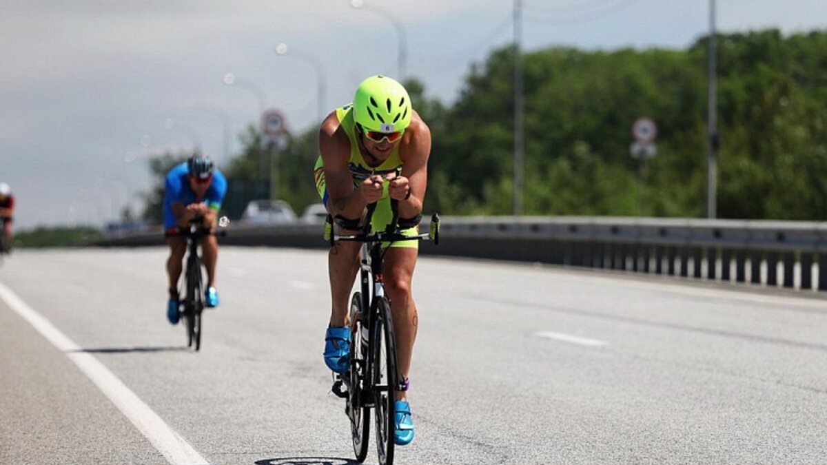     В районе Де Фриза 1 июля перекроют Низководный мост. Это связно с проведением соревнований по триатлону «Де-Фриз 113».
