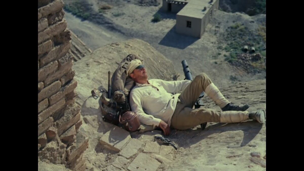 Кадр из советского фильма «Белое солнце пустыни»