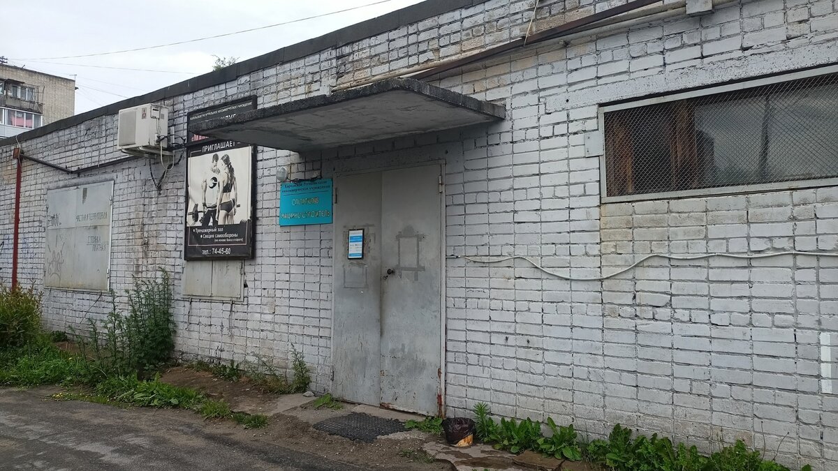     Корреспондент «КарелИнформа» побывал у здания, где размещался ЧВК «Вагнер». Как выяснилось, организация съехала из офиса.