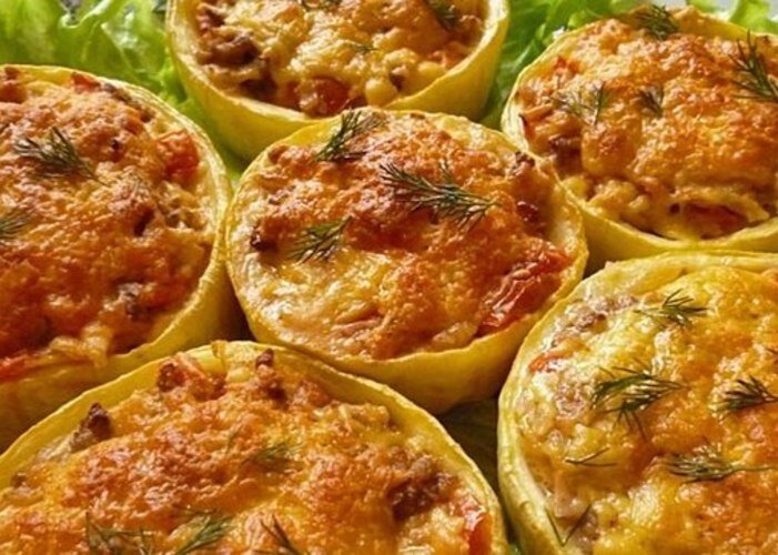 Кабачки с мясом в духовке