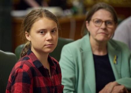    Украина резко увеличила количество сообщений о якобы готовящемся теракте на ЗАЭС. В Киев приехала Грета Тунберг