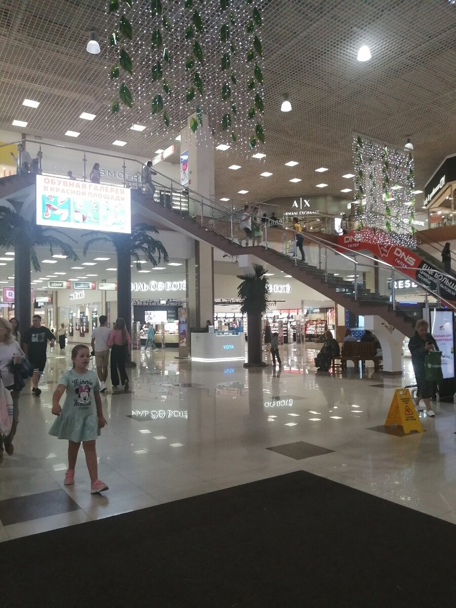 1 этаж ТЦ Красная площадь в Краснодаре