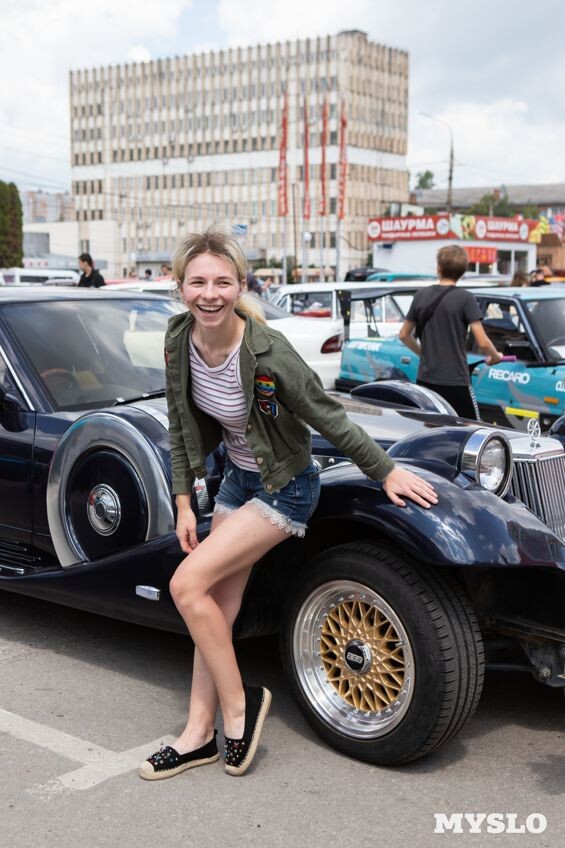 Листайте вправо, чтобы увидеть больше изображений