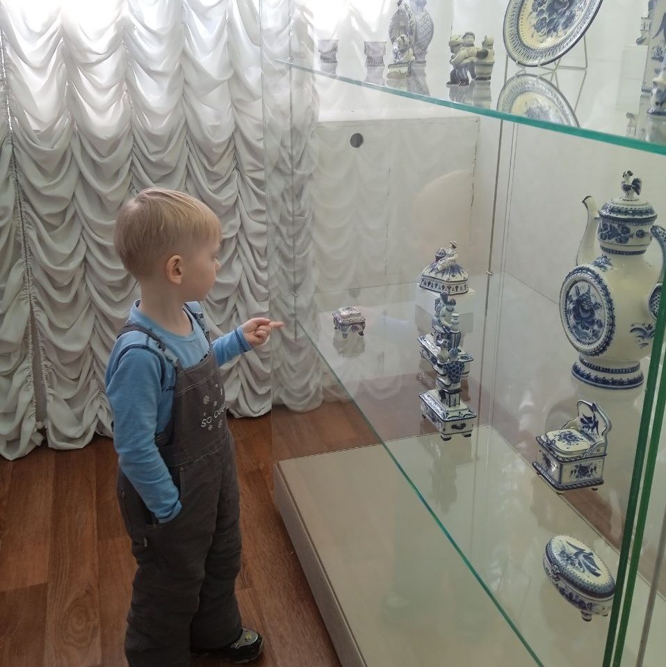 Лучшее вложение средств - совместные поездки с детьми, дарящие радость и положительные эмоции.