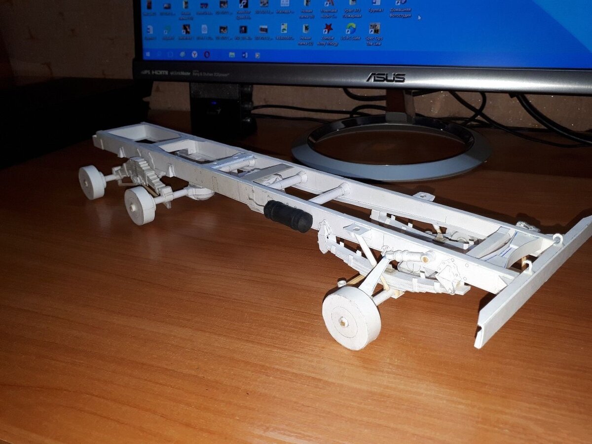 Листайте галерею.