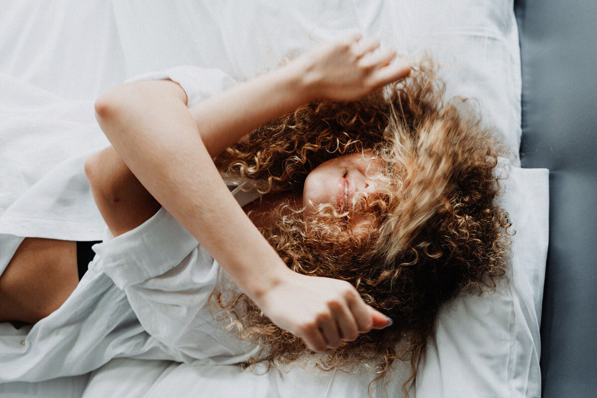     Домашняя магия: ритуалы, которые сделают тебя счастливее