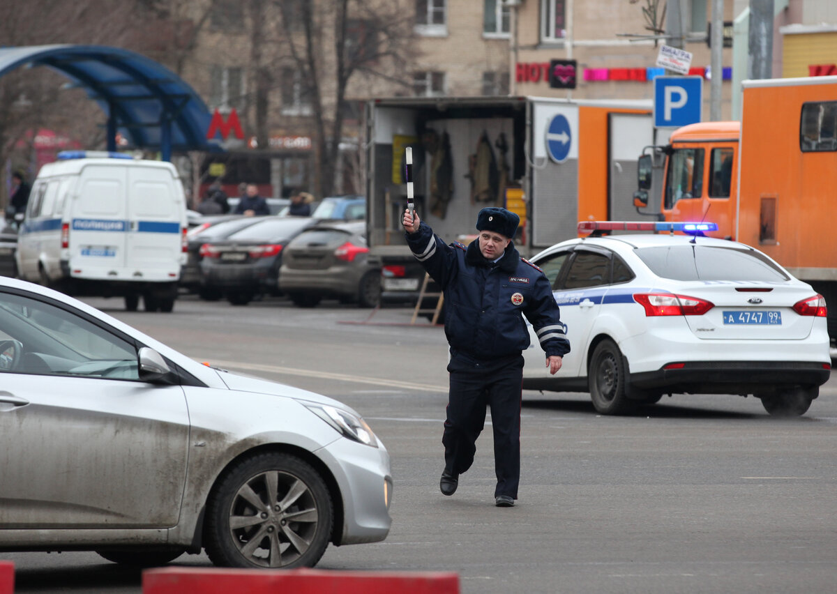 Кататься на полицейской машине. Полицейский автомобиль. Много ДПС. Инспектор ДПС. Куча ДПС.