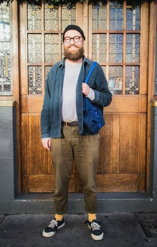 Что касается оттенков, то лучше выбирать пастельные или какие-либо спокойные однотонные вариации