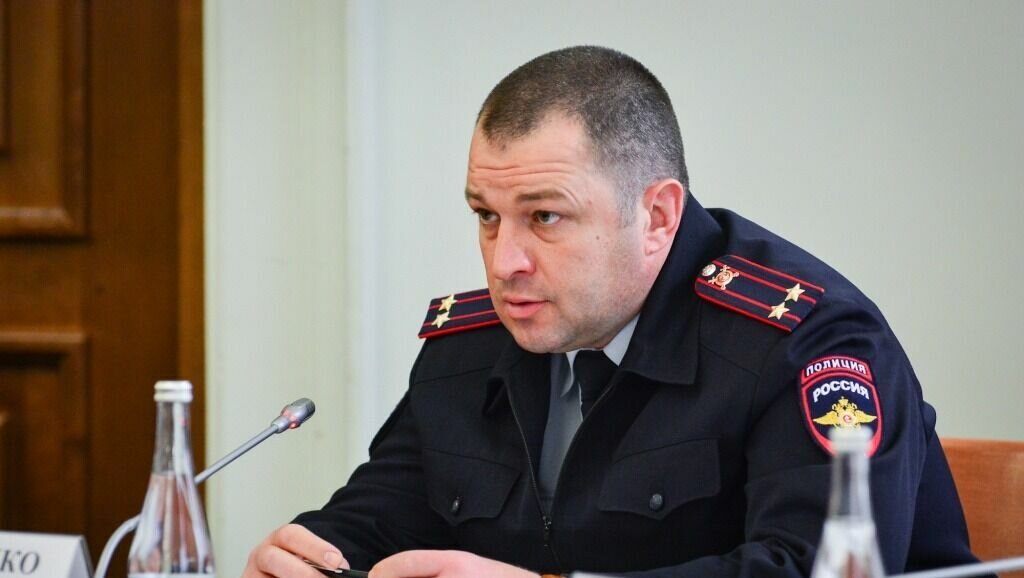     Бывший замначальника полиции Ростова Дмитрий Рыбалко оказался главарем преступного сообщества, подробностями расследования поделилась пресс-служба ГУ СК РФ.