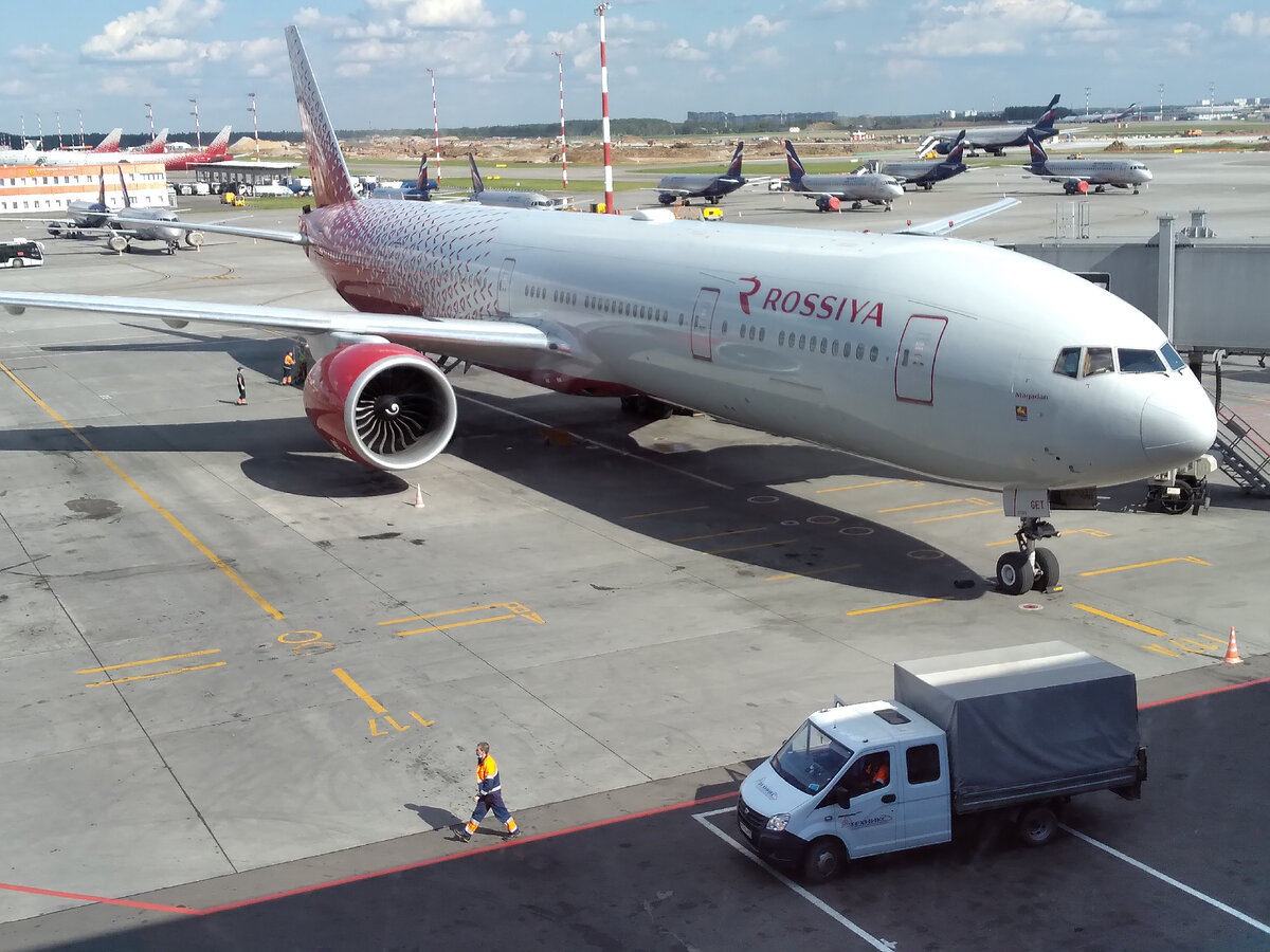 Никогда раньше не летал на таких "птичках", только на "кукурузнике" один раз