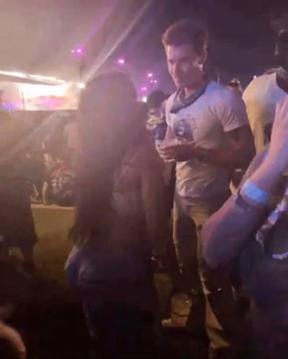    Камила и Шон на фестивале Coachella Фото: Daily Mail