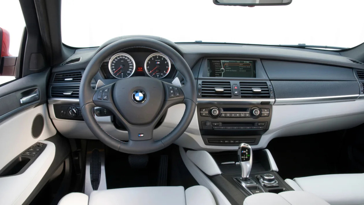 BMW X6M (E71)