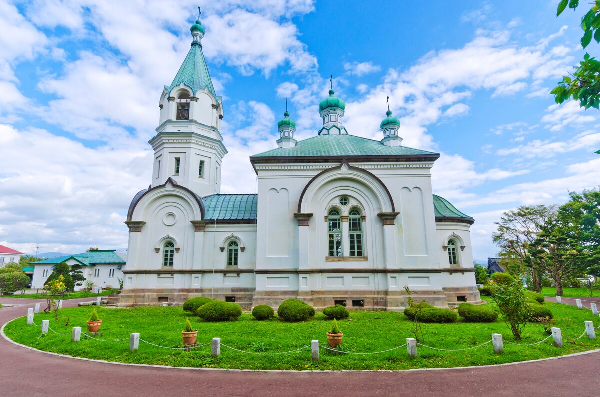 Православный храм в Хакодате. Источник: https://youimg1.tripcdn.com/target/100a10000000ou1z3EE8F.jpg?proc=source%2Ftrip