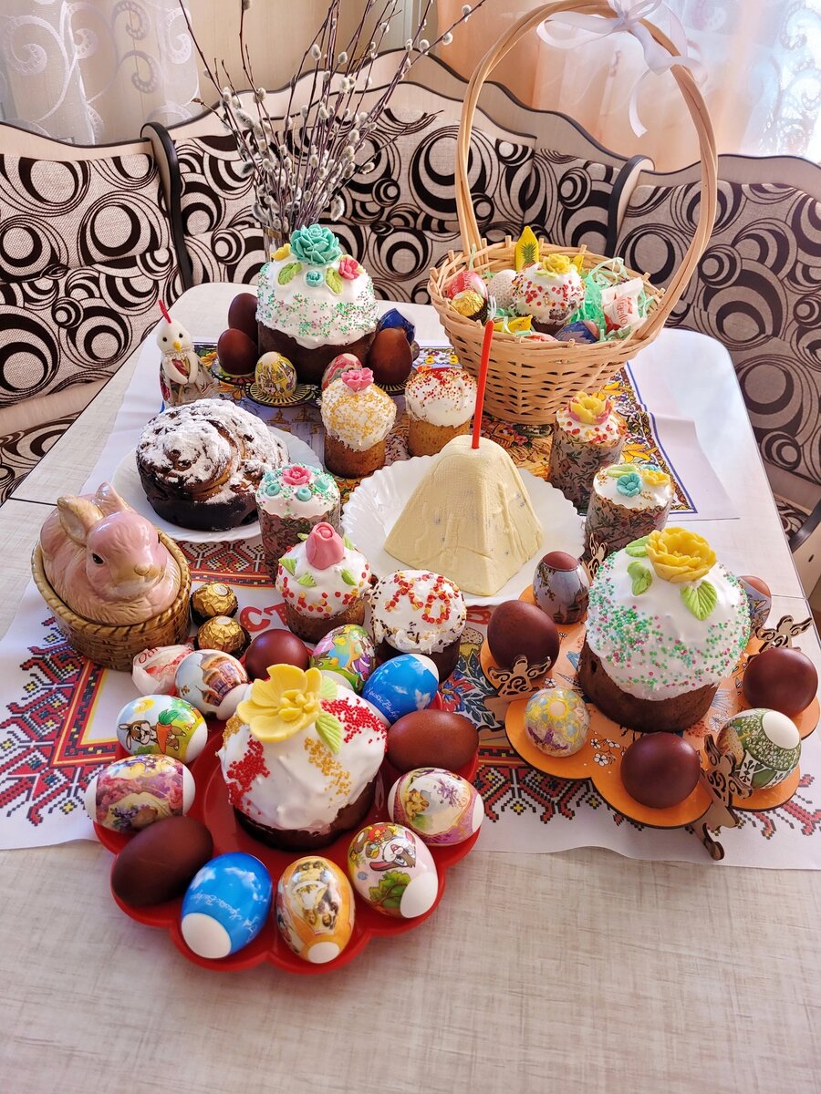 Праздничный Пасхальный стол