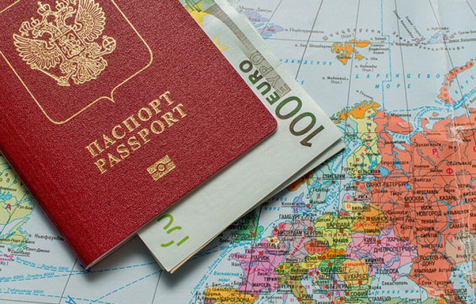 Какие страны можно посетить с загранпаспортом старого образца