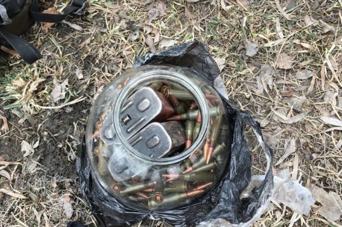    Оружие и боеприпасы, принадлежащие напавшим на пост ДПС, обнаружили в РИ