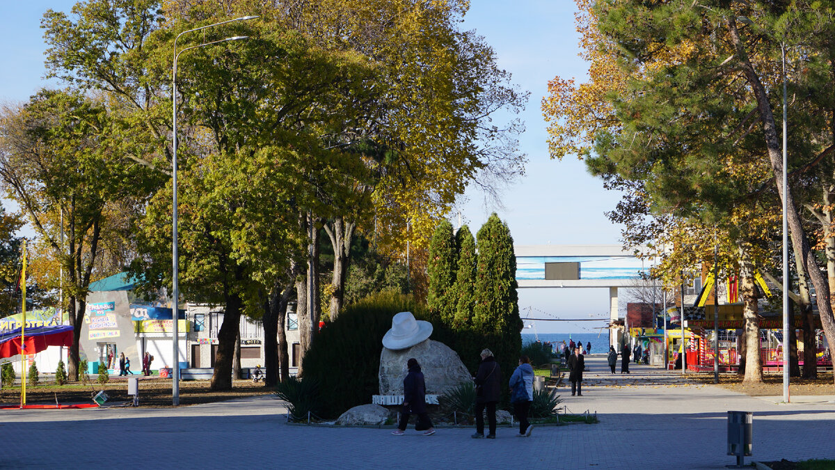 Анапа - выход к пляжу по Аллее космонавтов