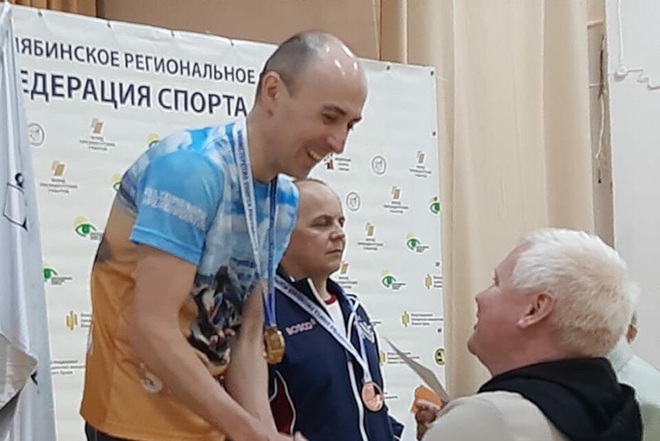    Спортсмен впервые завоевал «золото» на чемпионате России. Фото: предоставлено Станиславом Пичуевым.