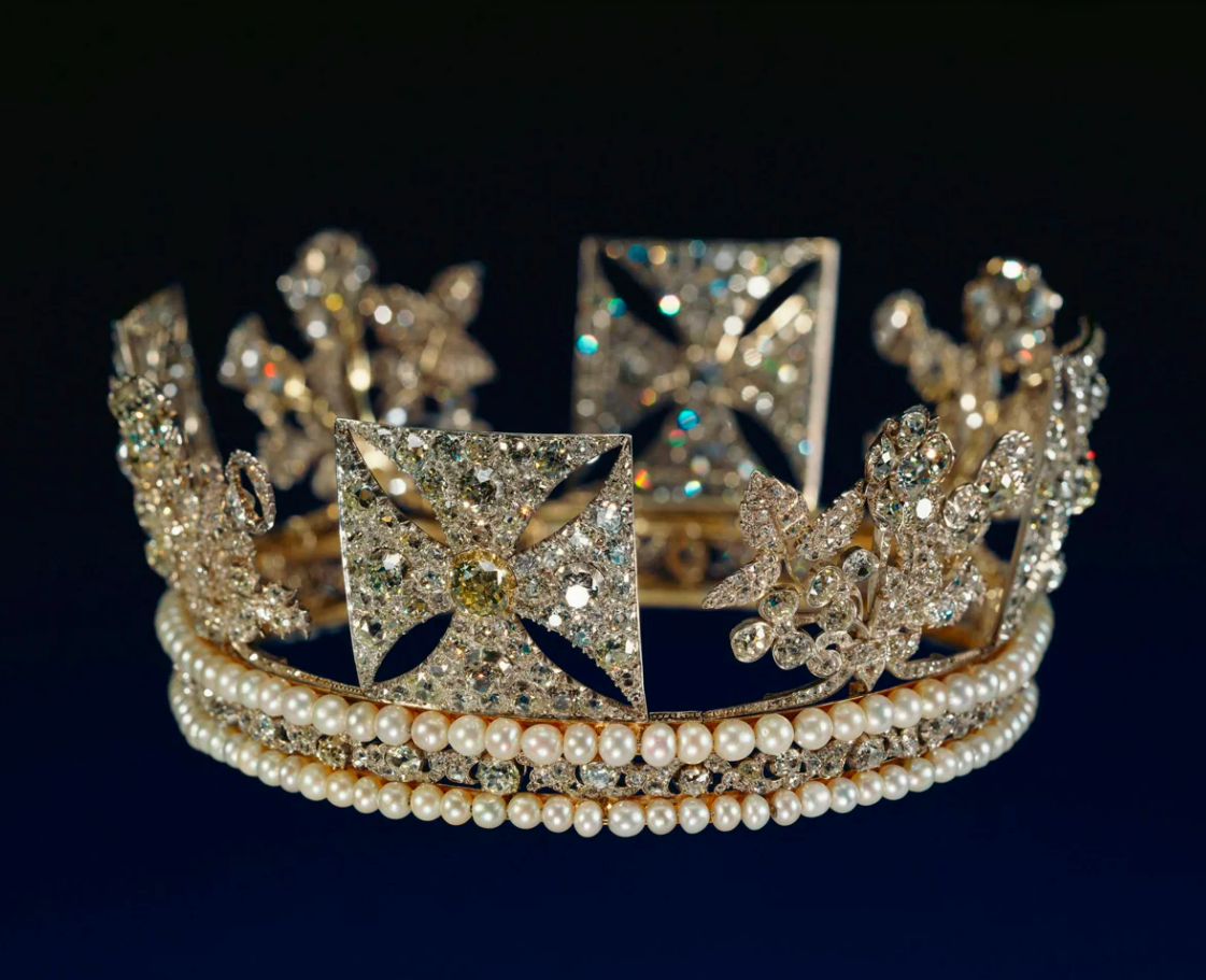 Диадема Георга IV. Бриллиантовая диадема Елизаветы 2. Диадема тиара корона венец. Тиара Георга IV.