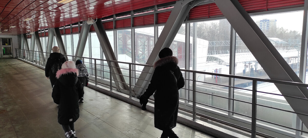 Благодаря транспортным развязкам можно попасть в любую точку города без пробок