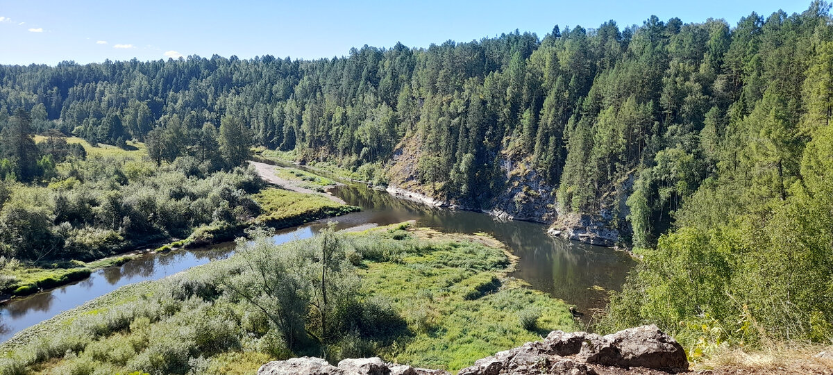 Оленьи Ручьи, вид на реку Серга