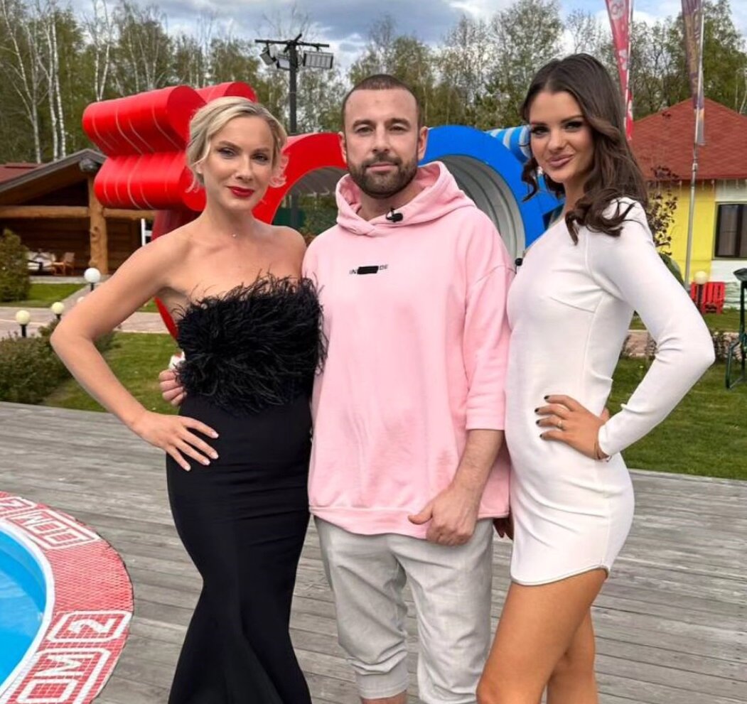 Настя Дашко, Алексей Адеев и Аня Самонина (фото из Telegram)