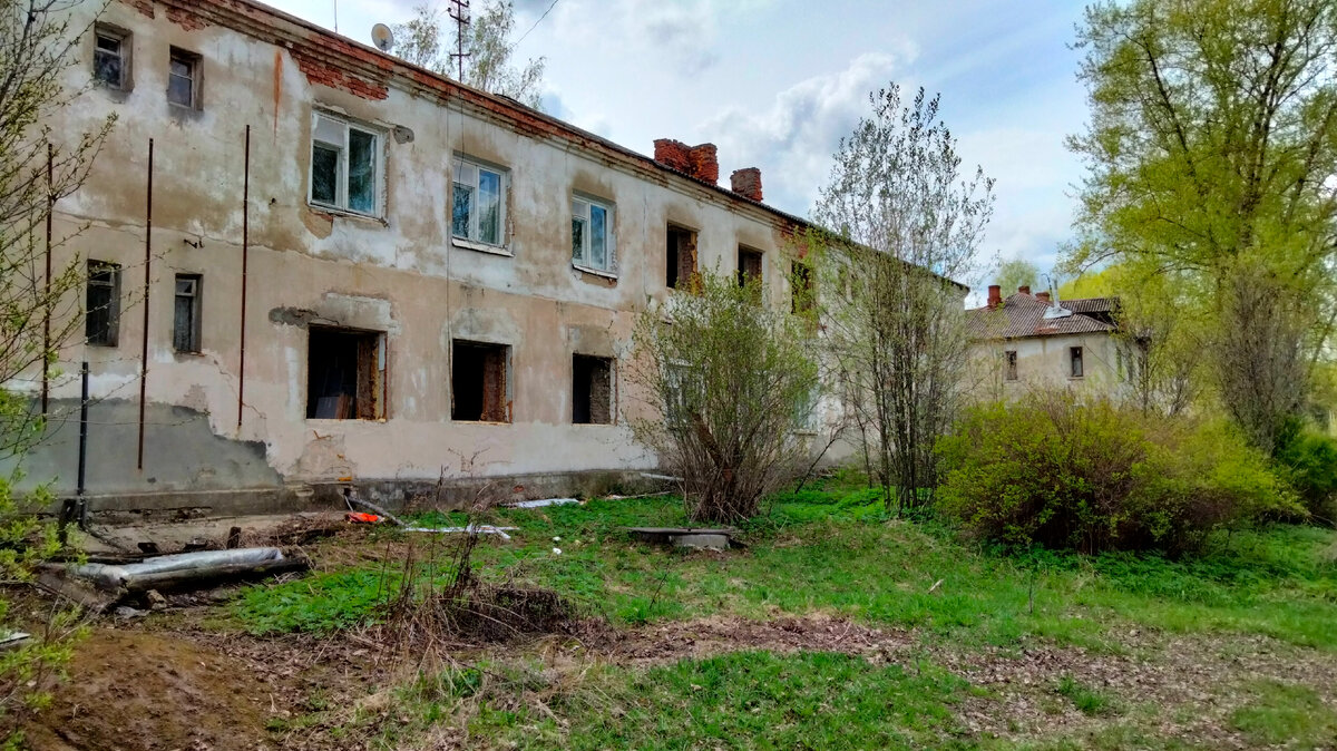 Бывший посёлок Новое Рощино. Вид сзади, от садов и огородов.