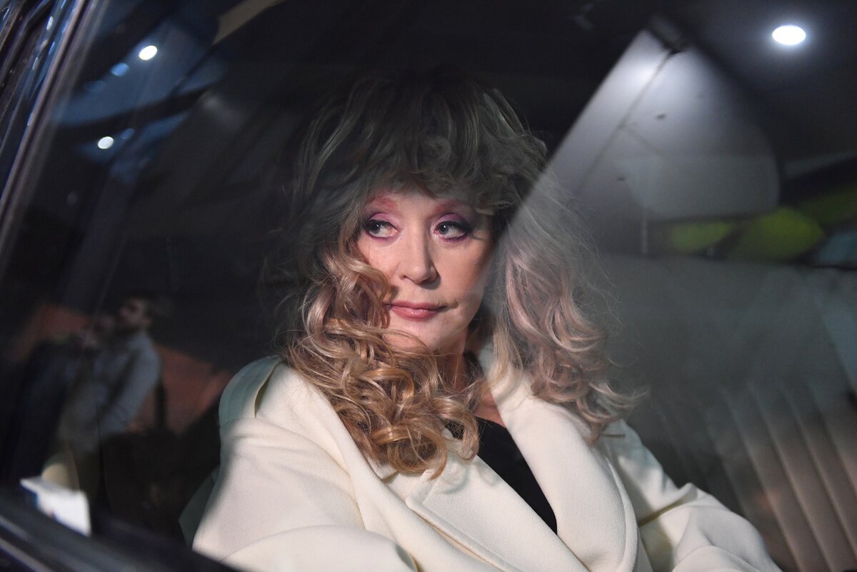 Алла Пугачева прилетела на похороны близкого друга из Израиля.  Фото: Komsomolskaya Pravda / Global Look Press / globallookpress.com