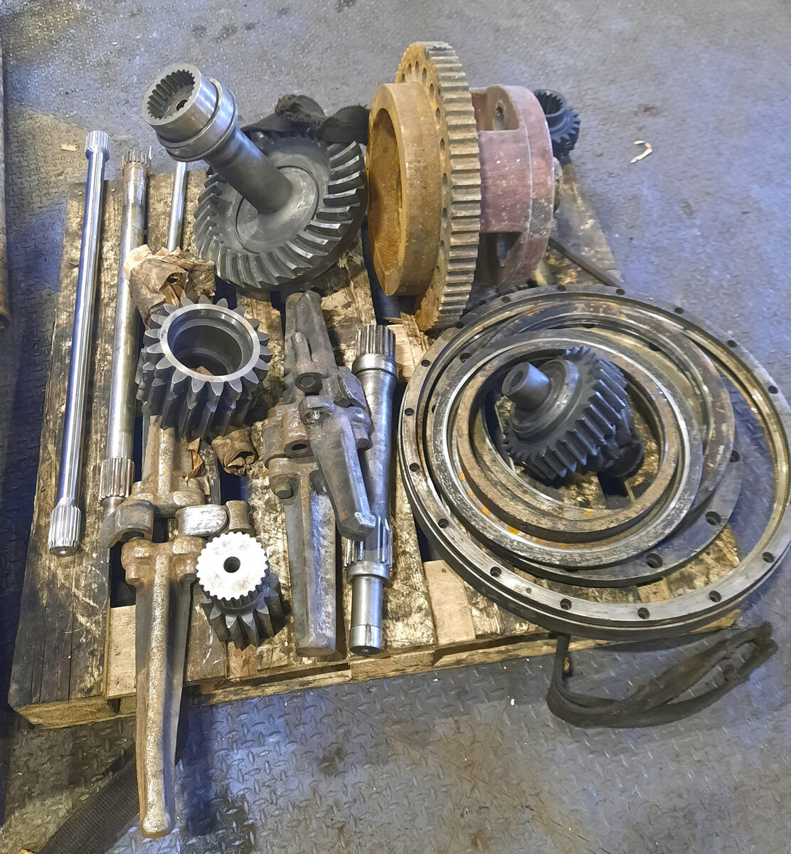 Запасные части от горнодобывающего оборудования