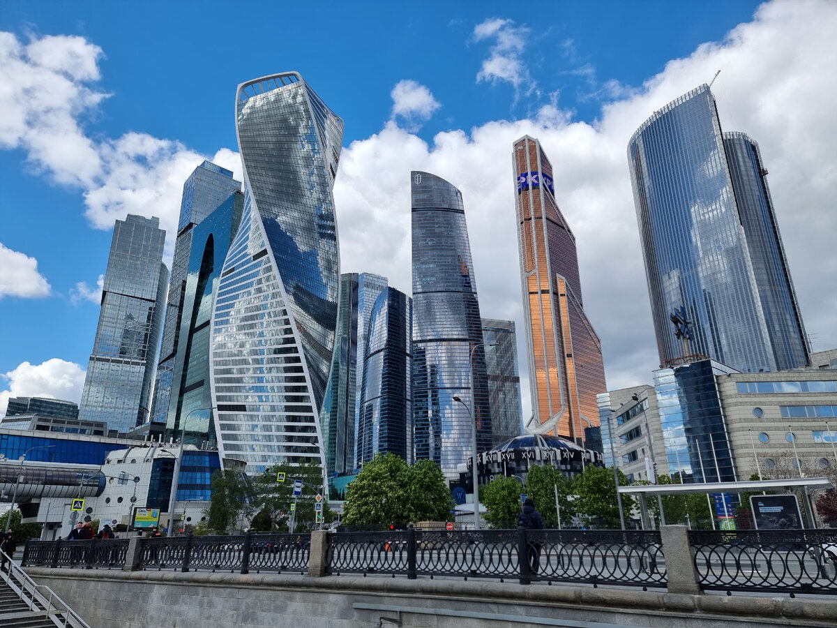 Отплыли от причала "Сити-Экспоцентр"