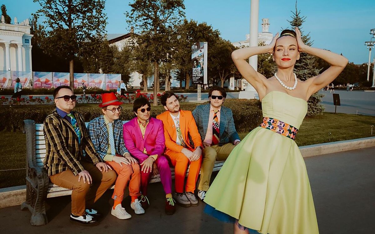      Всегда в центре внимания