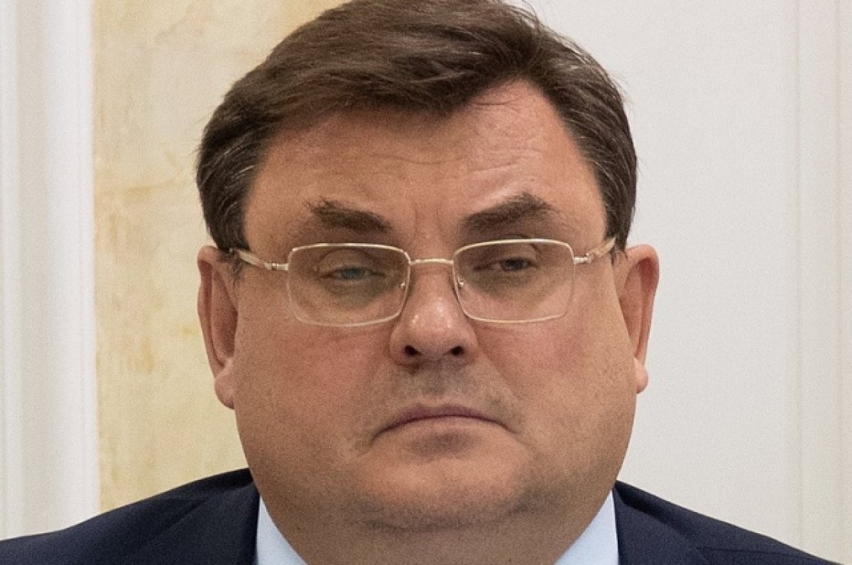    Глава Минюста: нужно решить вопрос с запретом госидеологии в Конституции РФ