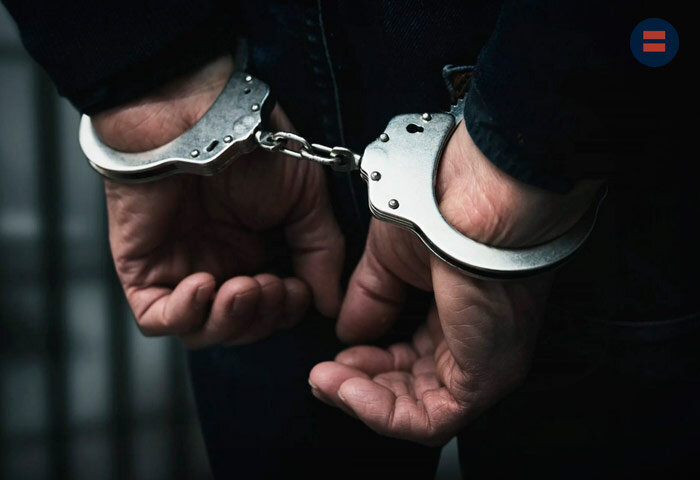 В Петербурге воспитатель-полицейский изнасиловал 14-летнюю девочку