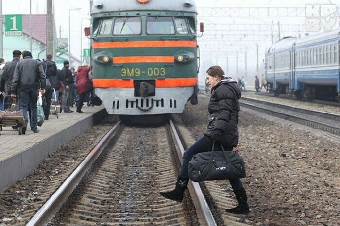 Дети, попавшие в ДТП под Ярославлем, вернулись в Екатеринбург - фото