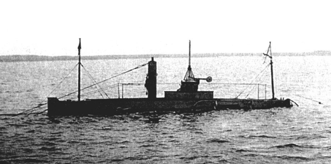 «Дельфин» на испытаниях в Финском заливе, 1904 год