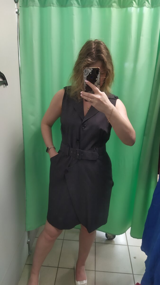 Платье Marks & Spencer.