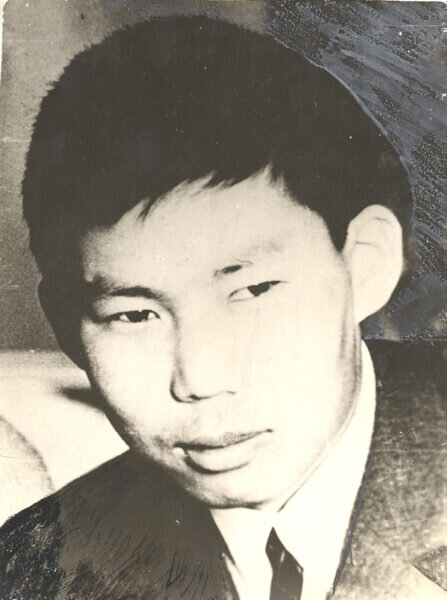    Перечитывая стихи Намжила НИМБУЕВА, мы оказываемся среди разных искусств   
Фото из личного архива Любови НИМБУЕВОЙ