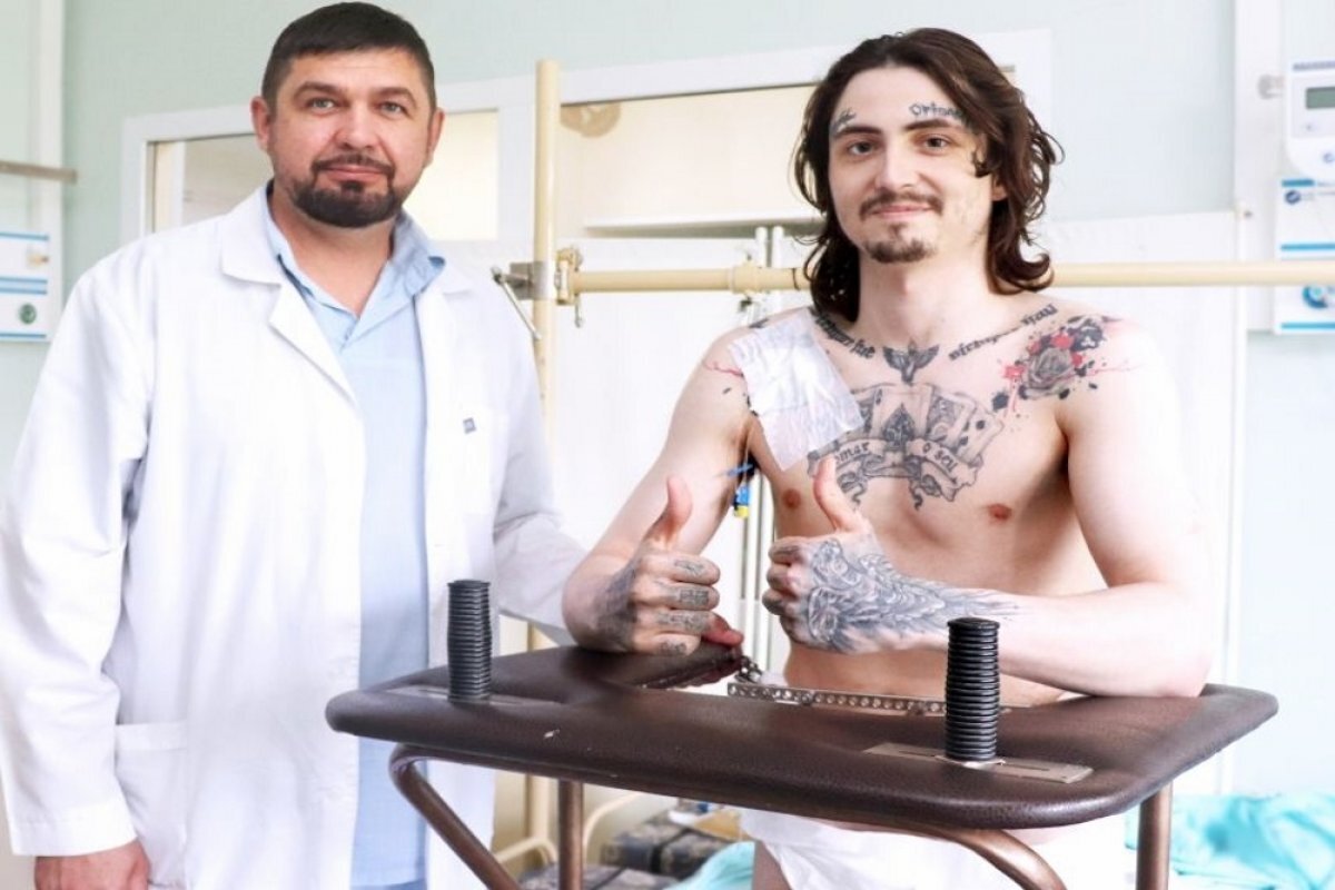    Курганские врачи спасли 24-летнего пациента с отрывом таза от позвоночника