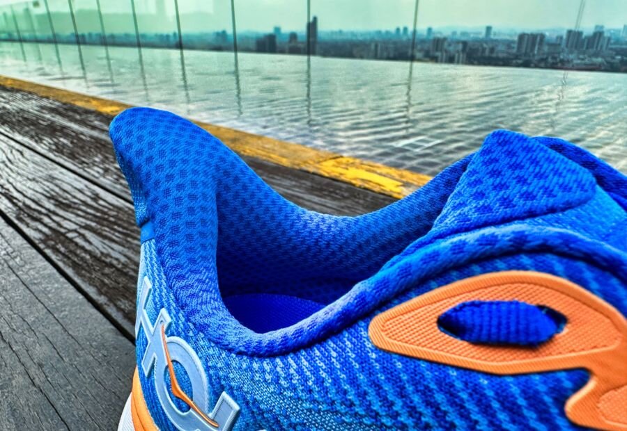 Hoka Clifton 9