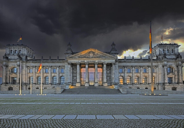 Фото: Getty Рейхстаг в Берлине в опасности?