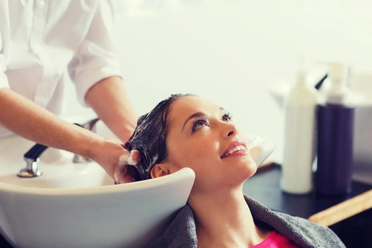 Советы парикмахеров: как сделать волосы блестящими в домашних условиях