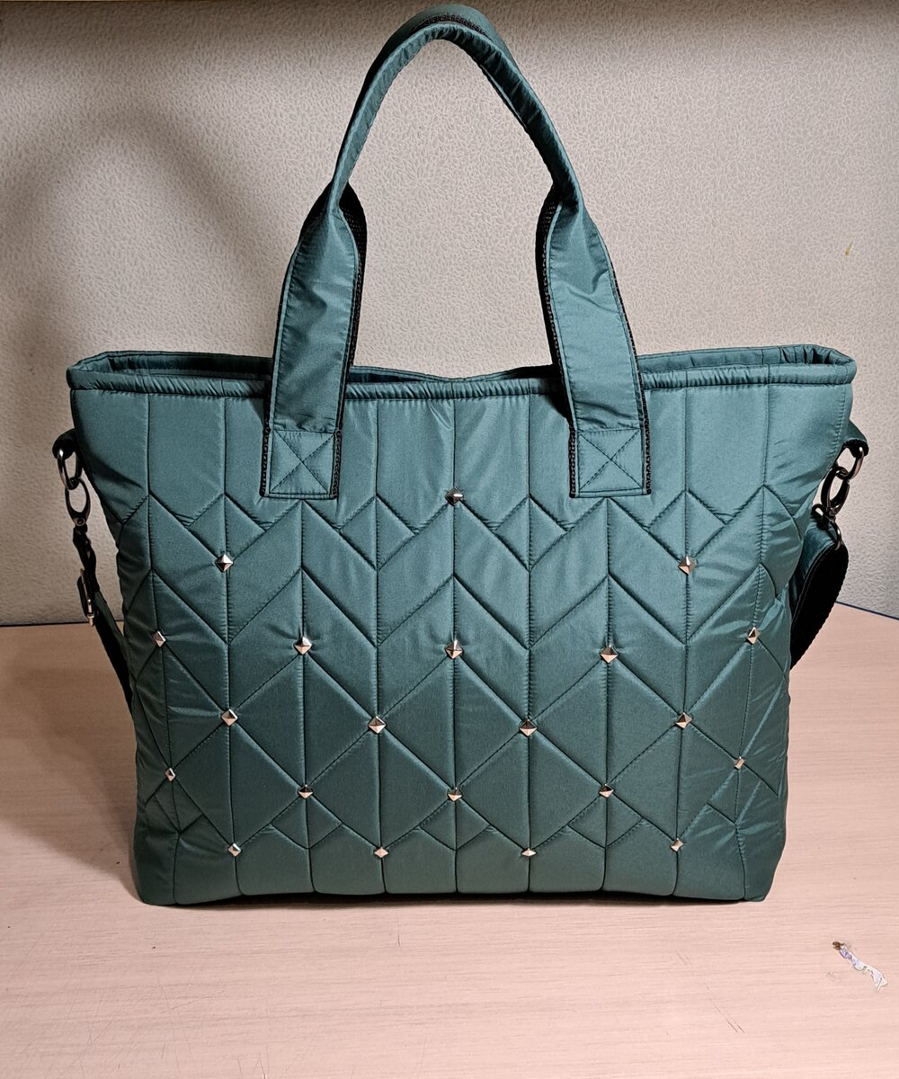 Сумочка в Изумрудном цвете на заказ за два дня